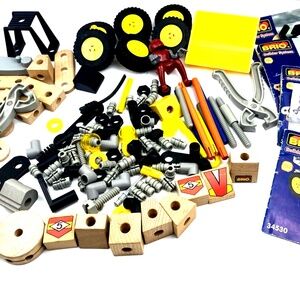 Brio Builder System Play Set Toys Wheels Wooden Terrain Vehicles 130pc Booklets